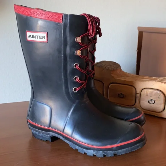 SOLD Hunter Festival Black and Red Laceup Rain Boots - Picture 3 of 6